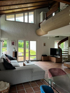 Idyllisches Einfamilien Haus in bester Lage bei Basel